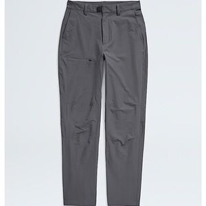 NWOT The North Face Gray Pants for women.